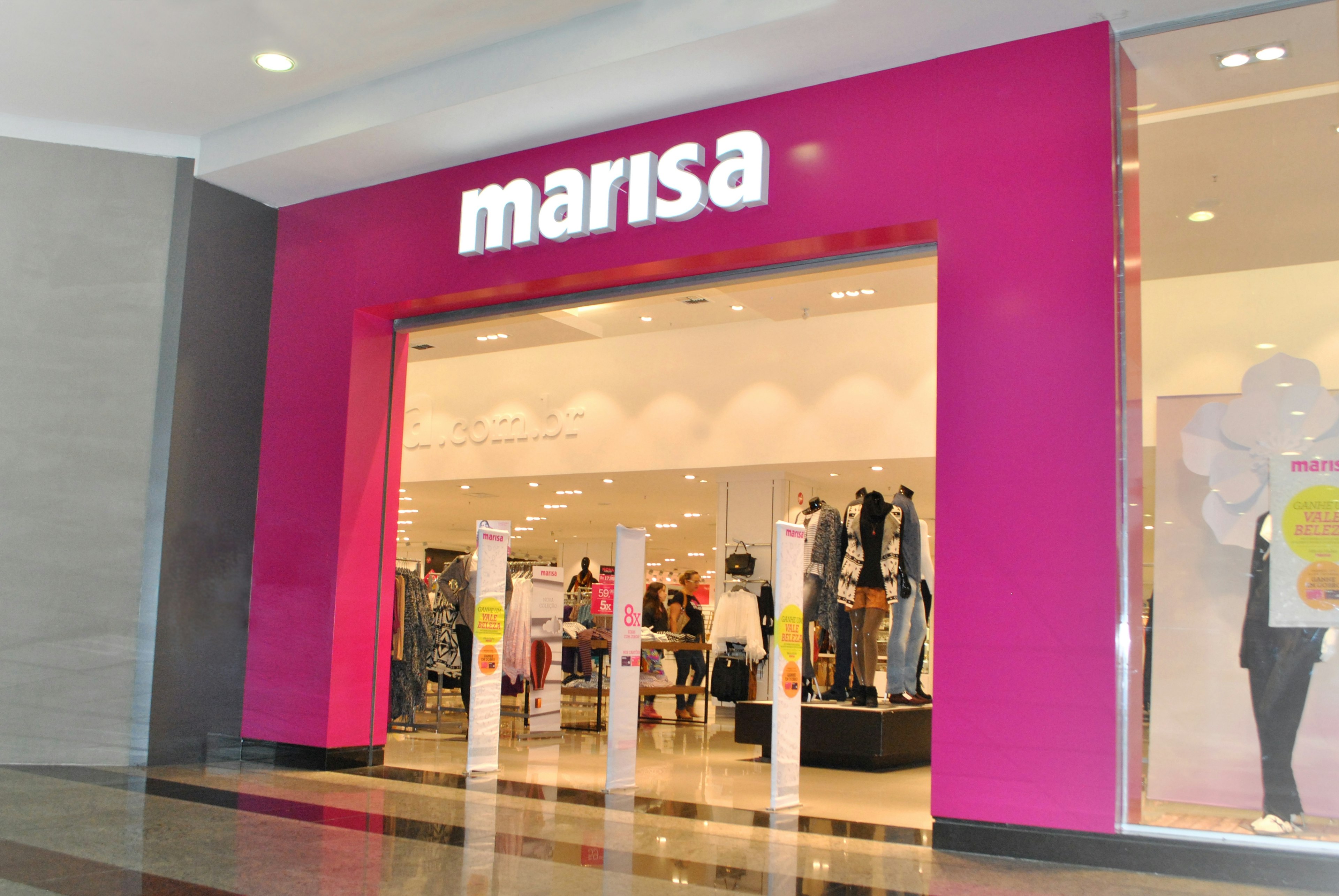 Capa de Lojas Marisa